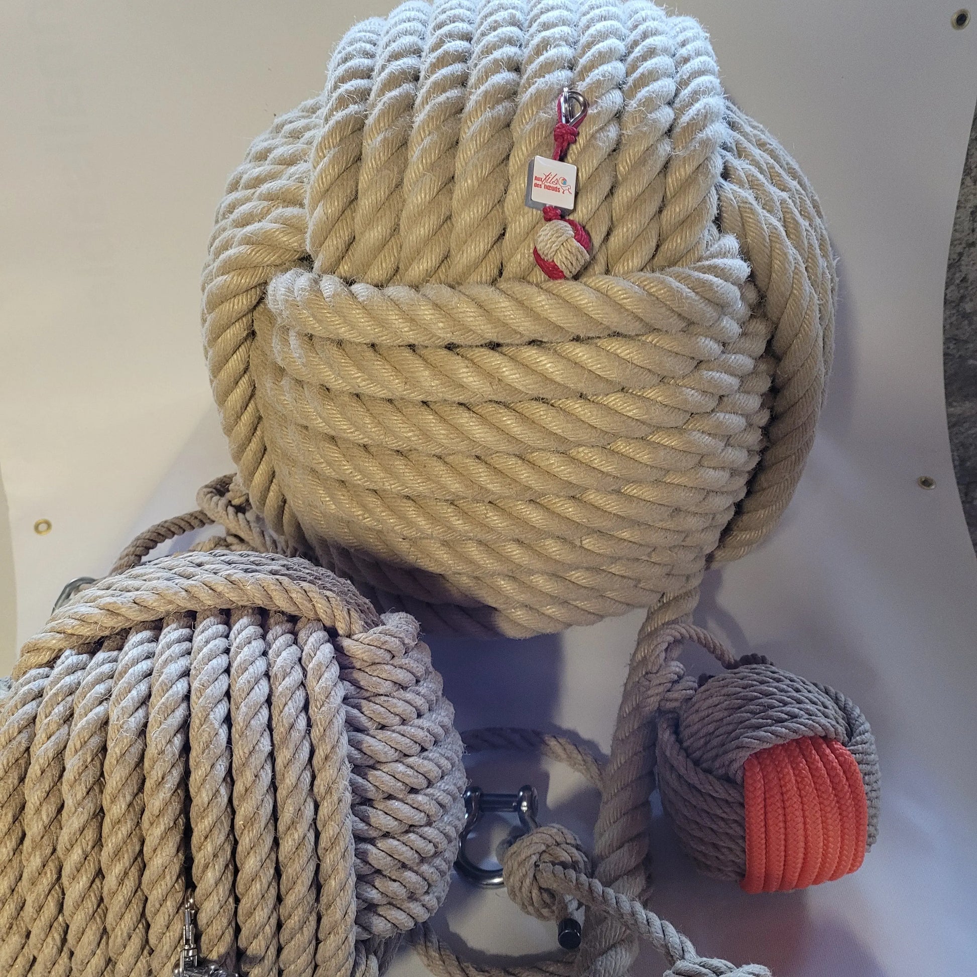 Balançoire Pomme de Touline | La Balançoire Aux fils des Noeuds