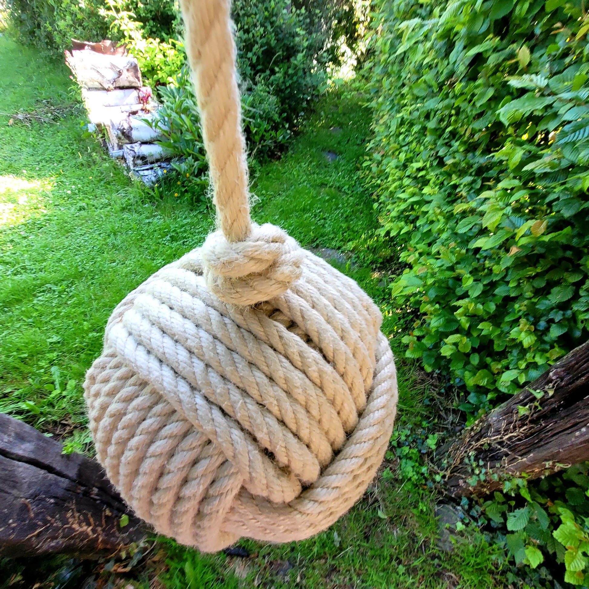 Balançoire Pomme de Touline | La Balançoire Aux fils des Noeuds