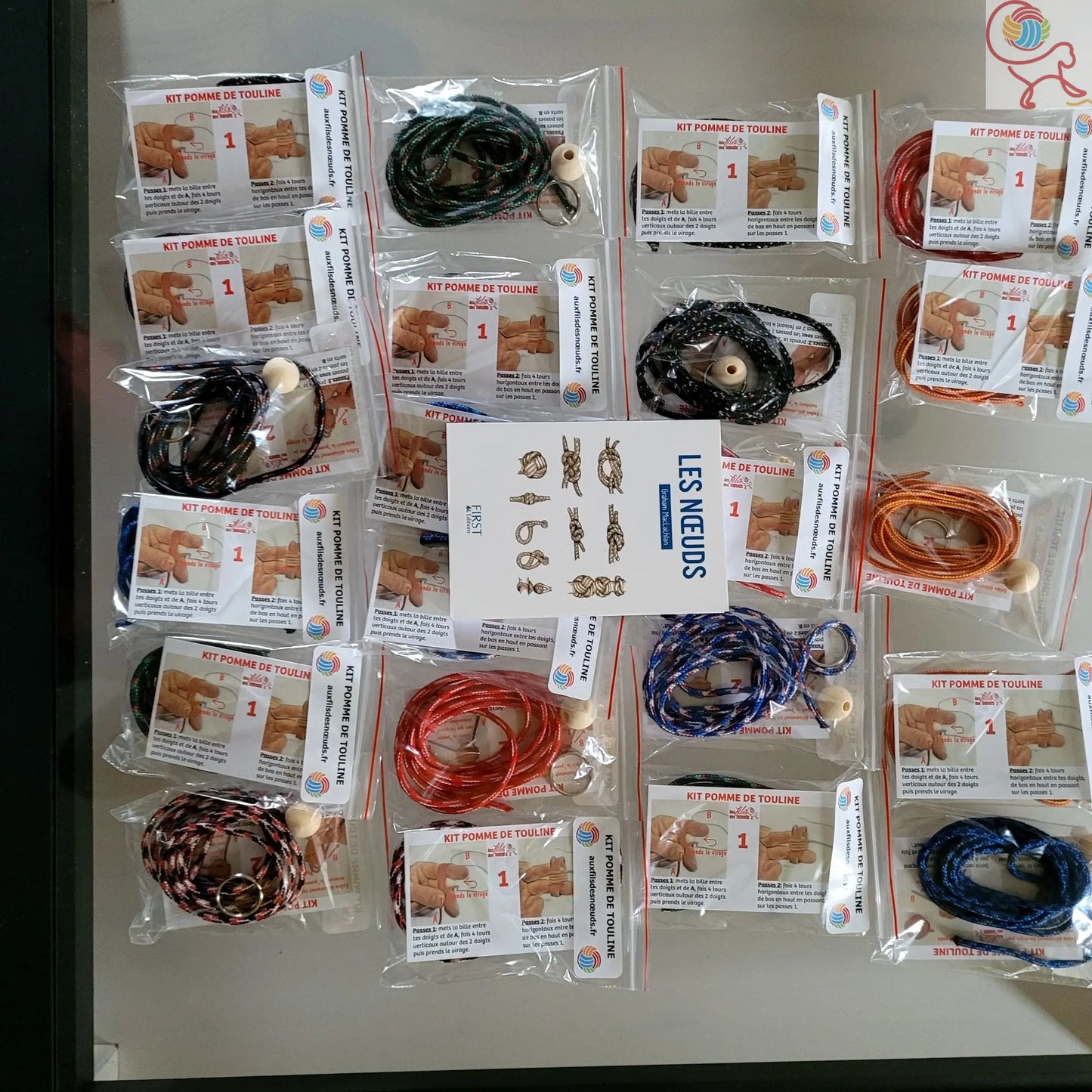 Porte-Clés Le Kit DIY Pomme de Touline Aux fils des noeuds