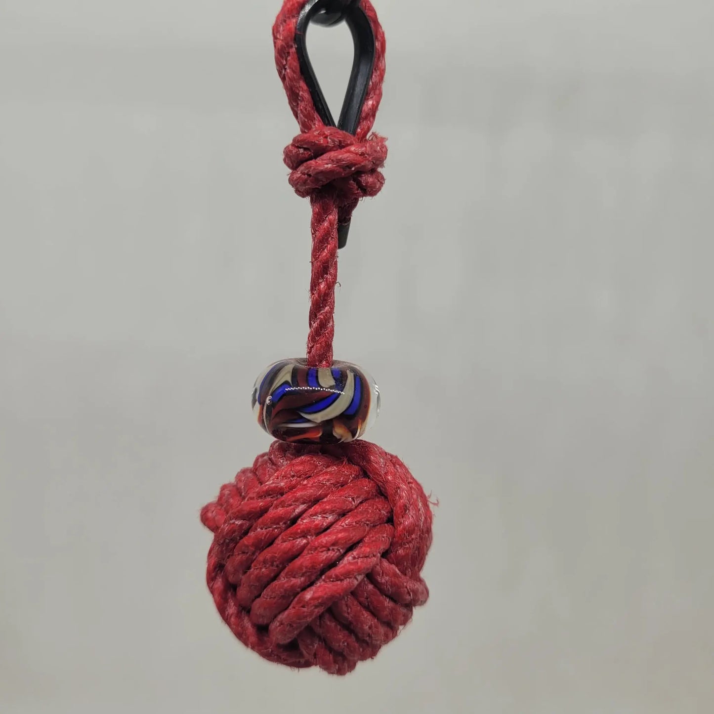 Porte-clés Pomme de Touline │ Chanvre Verre Céleste Aux fils des noeuds