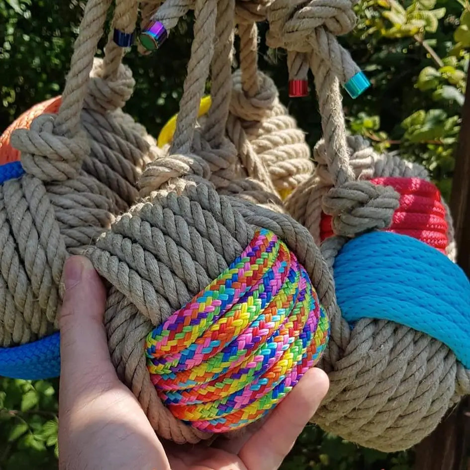 Pomme de touline chanvre décorative personnalisable fabrication artisanale made in Corrèze by Aux fils des noeuds