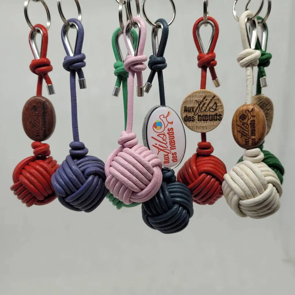 porte-clés pomme de touline cuir personnalisés noeuds marins gravure laser