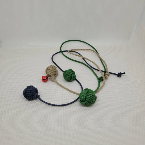 Chat Pomme de Touline | La Touline A Chat Aux fils des Noeuds