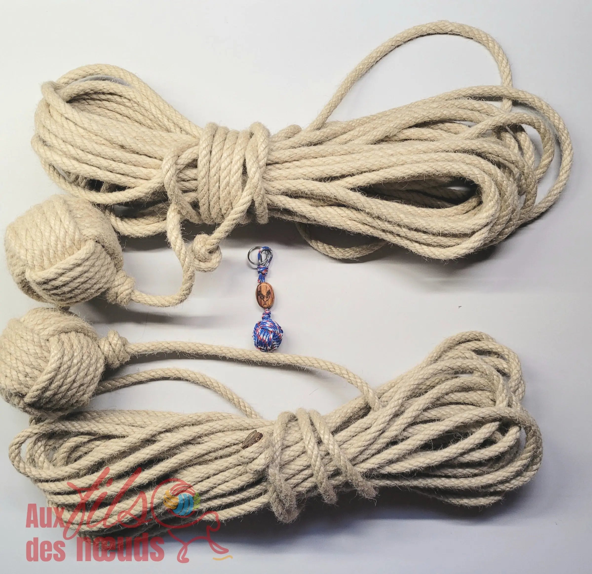 Lance amarre pomme de touline  imitation chanvre fabrication artisanale Origine Corrèze gravure laser doming aux fils des nœuds made in France