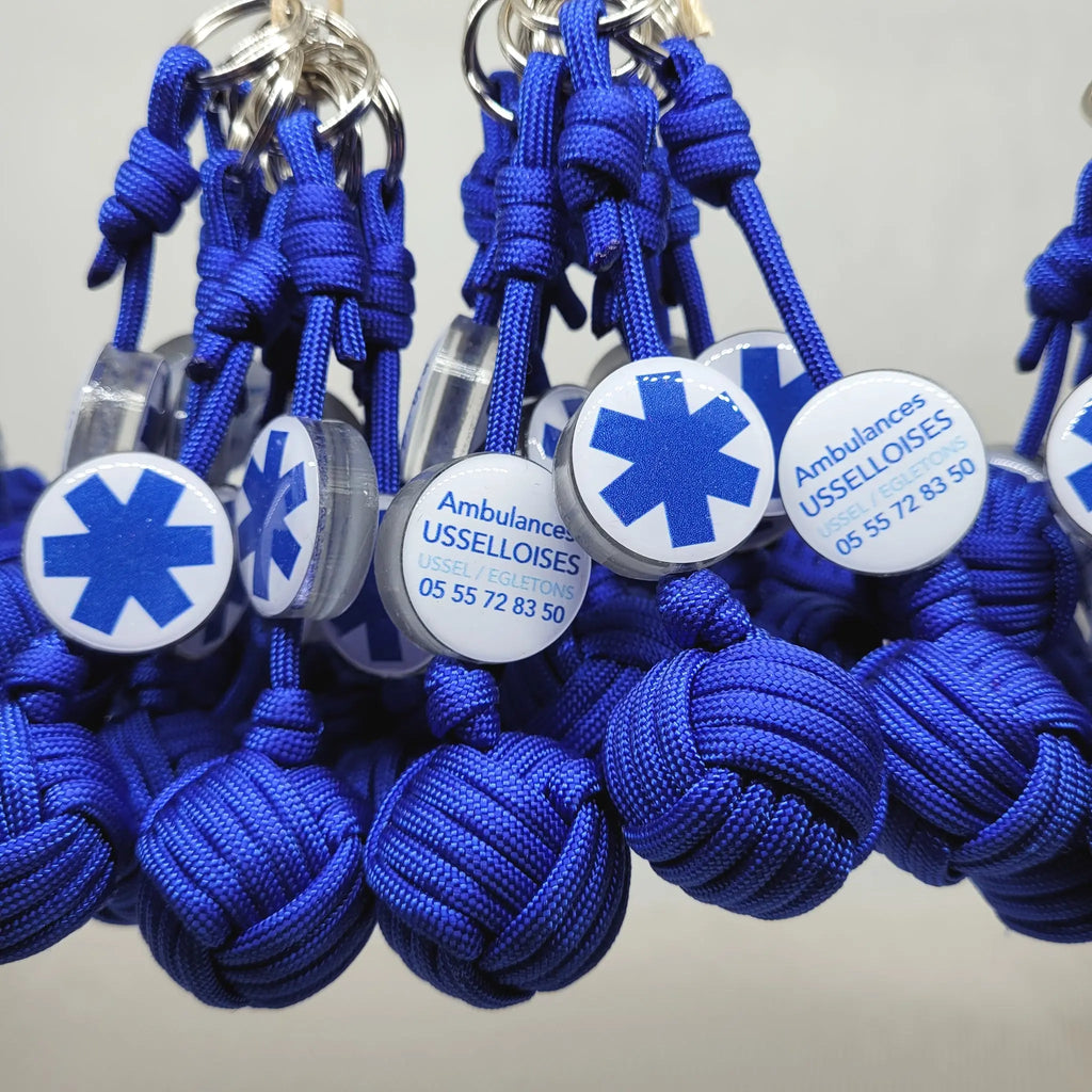 Porte-Clés Poing De Singe  P550 | Les Ambulanciers Aux fils des Noeuds