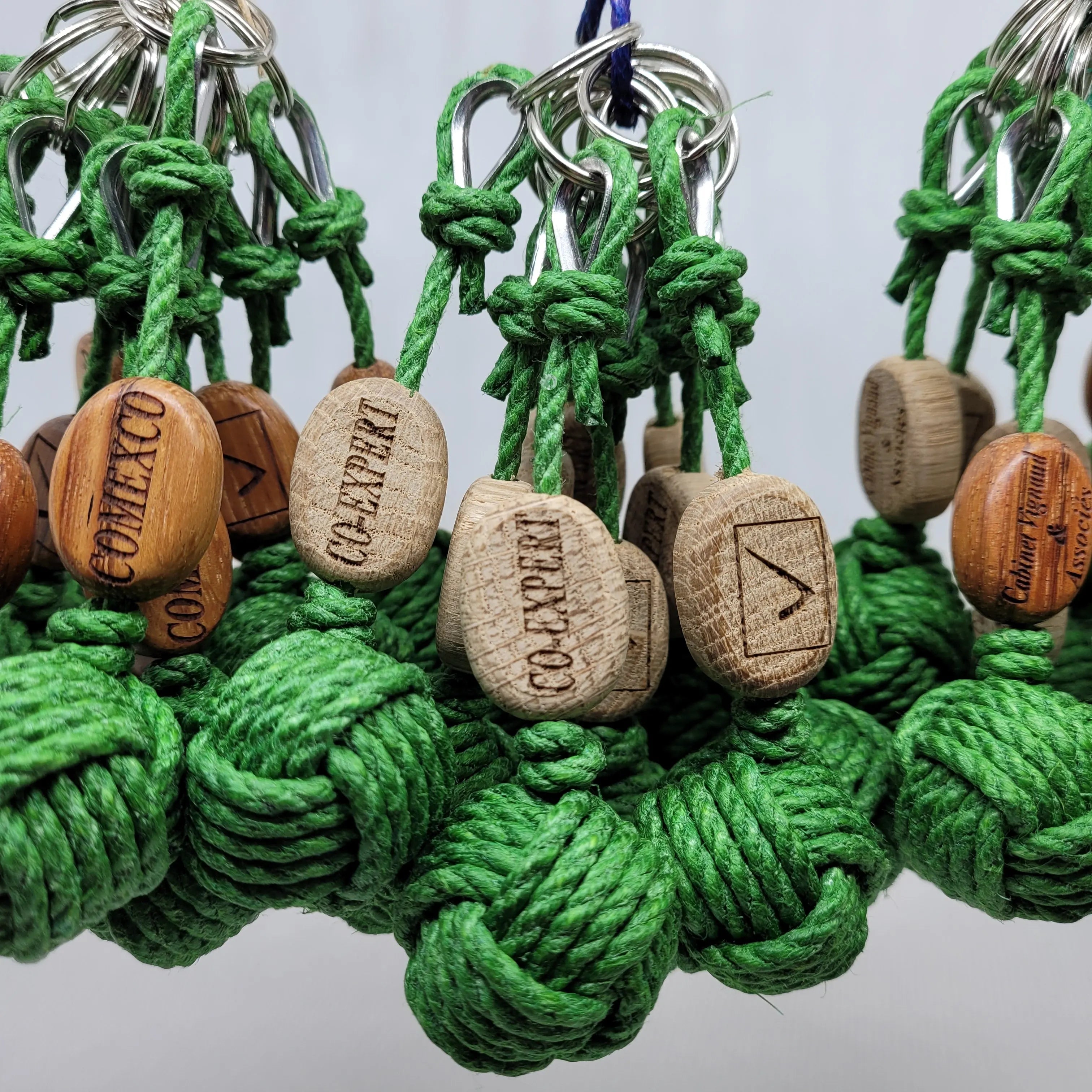 Porte-Clés Pomme de Touline │ Pack X50 Chanvre  – Cadeaux Authentiques Aux fils des Noeuds