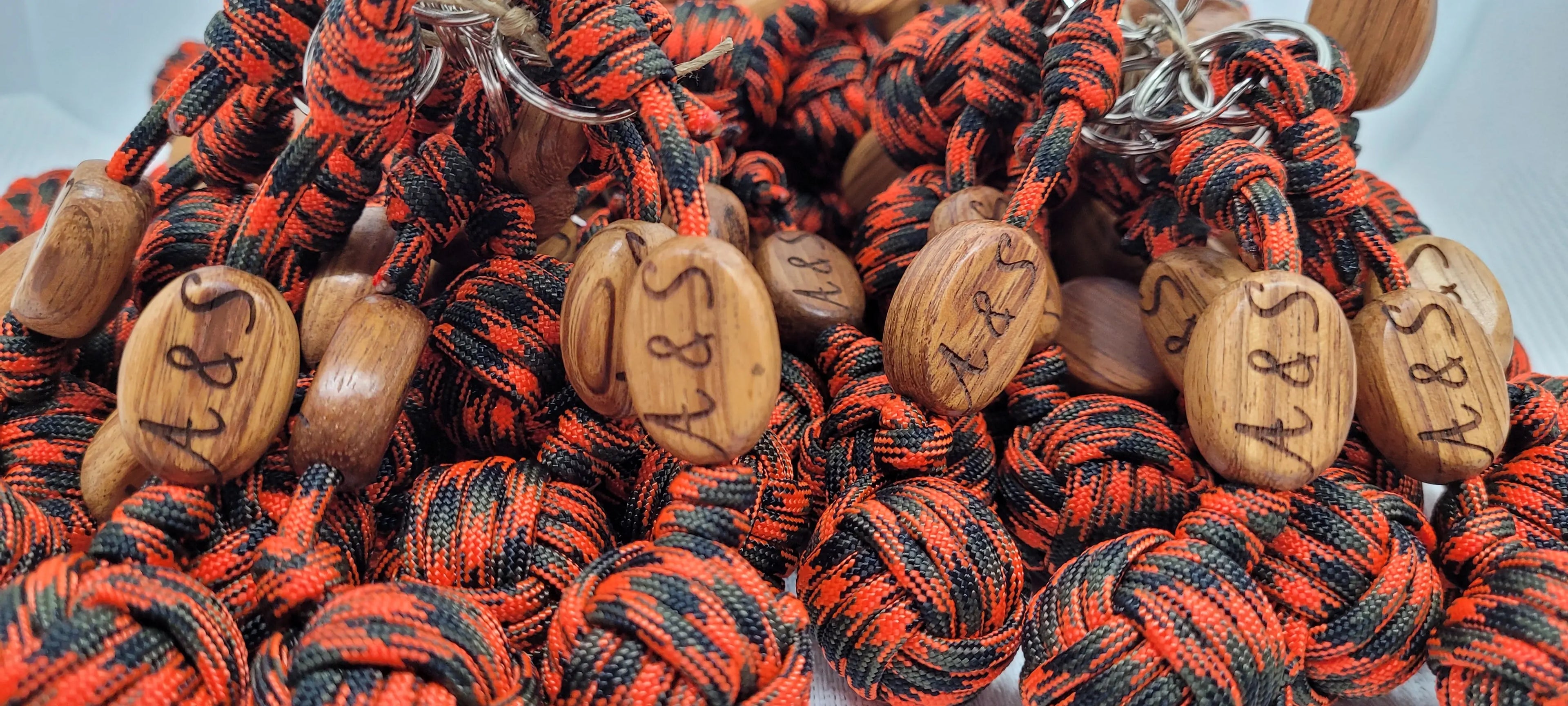 Porte-clés pomme de touline paracord 550 personnalisée