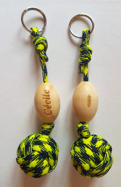 Porte clef rugby Pomme de touline personnalisable - Objet décoration fabrication artisanale made in Corrèze by Aux fils des noeuds