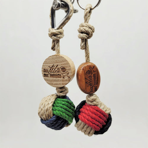 Porte clef Pomme de touline chanvre tricolore personnalisable fabrication artisanale made in Corrèze by Aux fils des noeuds