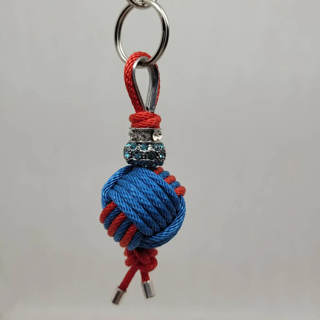 Porte clef bijoux Pomme de Touline - Marinière en strass by Aux Fils des noeuds