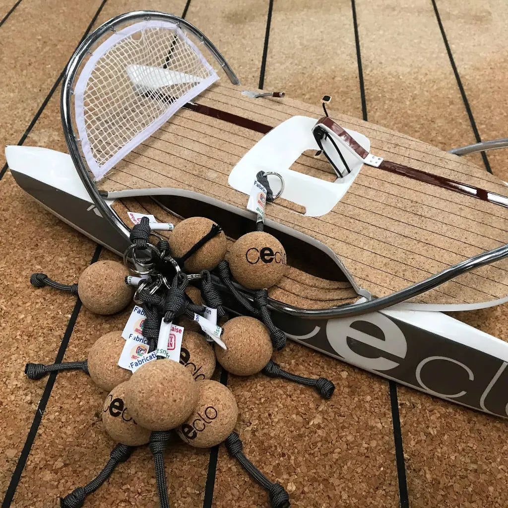 Porte clef flottant Pomme de touline personnalisable - fabrication artisanale made in Corrèze by Aux fils des noeuds