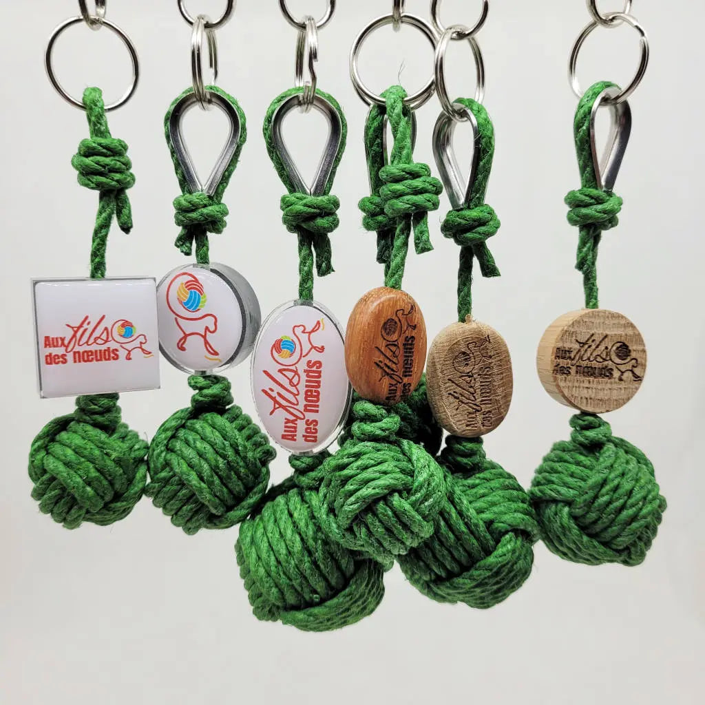 porte clés pomme de touline personnalisable chanvre fabrication artisanale Origine Corrèze gravure laser doming aux fils des nœuds made in France