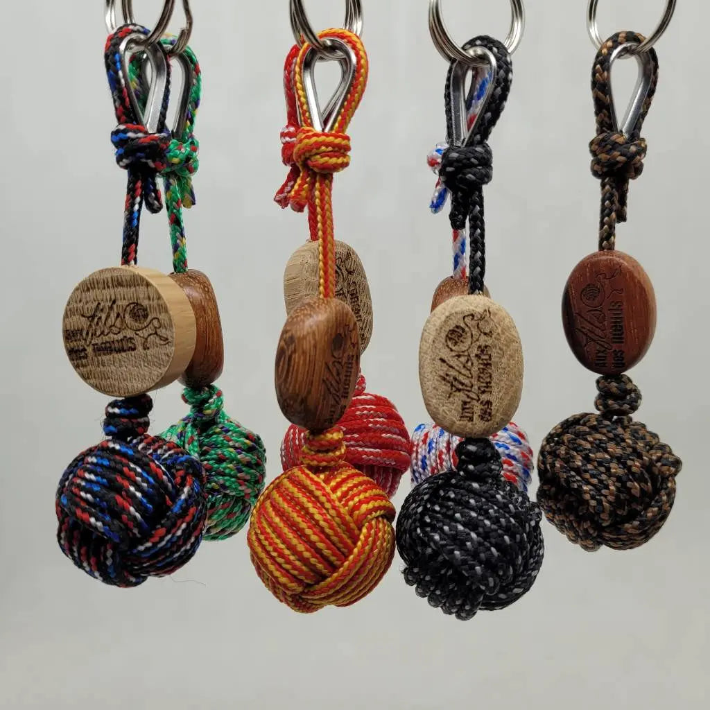 Porte clé Pomme de touline personnalisable fabrication artisanale made in Corrèze by Aux fils des noeuds