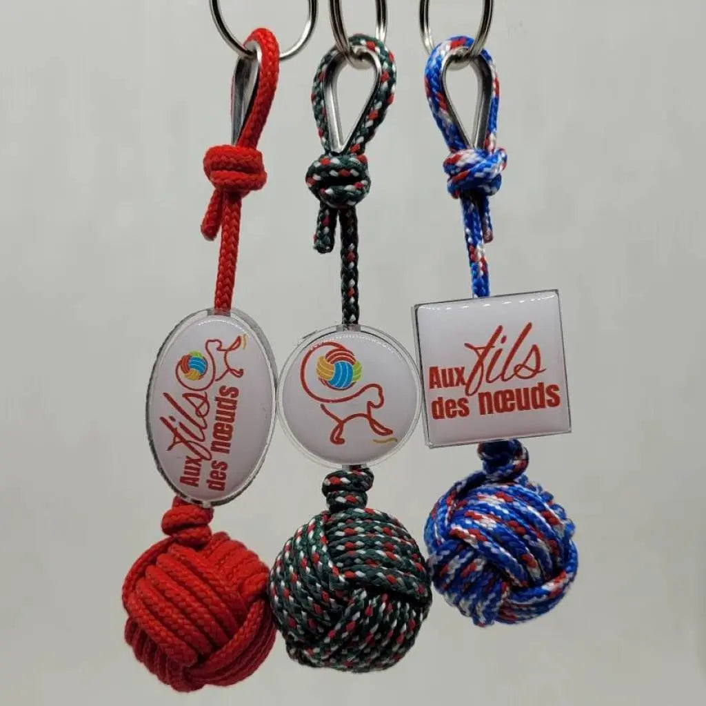 Porte clé Pomme de touline personnalisable fabrication artisanale made in Corrèze by Aux fils des noeuds