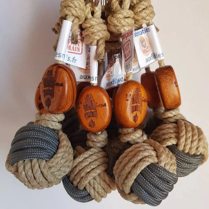 Porte clé personnalisable Pomme de Touline bicolore chanvre paracorde by Aux fils des noeuds